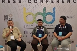 Ratusan pelaku ekonomi kreatif mengikuti "Bekraf Developer Day" di Mataram