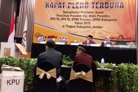 Rapat pleno terbuka rekap suara di Jember terungkap perbedaan DPT