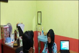 Dokter  Ani Rusmila : Kesadaran mengikuti asuransi kesehatan masih rendah