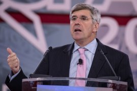 Stephen Moore yakin selamat dari kampanye kotor