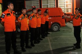 12 MAHASISWA TERSESAT DI GUNUNG MEKONGGA Page 2 Small