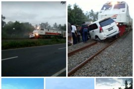 KA Dhoho bertabrakan dengan mobil Avanza di Tulungagung