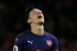Ozil masih ingin bertahan di Arsenal