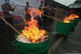 Customs destroys millions of illegal cigarettes