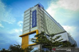 Novotel Bangka renovasi gedung dan percantik exterior
