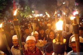Pawai obor sambut ramadhan
