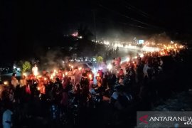 LIPSUS - Bulan Ramadhan yang mempersatukan