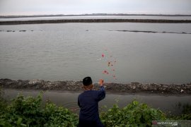 Ziarah korban lumpur Lapindo