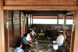 Lora Madura sepakat jaga perdamaian