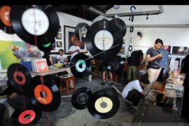 Pecinta musik di Bali rayakan "Record Store Day"