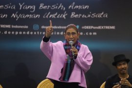 Menteri Kelautan dan Perikanan tebar ribuan benih bandeng dan rajungan