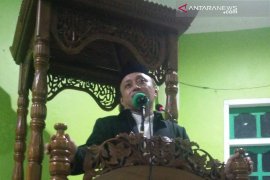 Ustadz Sofwan ajak umat Islam salurkan zakat melalui IZI