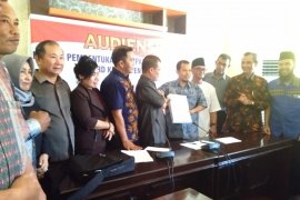 Panitia pemekaran Kabupaten Sambas Utara audiensi ke DPRD