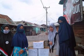 Warga pesisir pantai  Perlis Langkat bantu Palestina