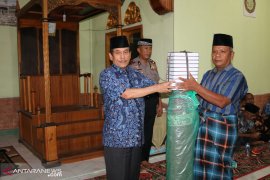 Safari ramadhan sebagai wadah penyampai kondisi pembangunan, kata Bupati Sijunjung