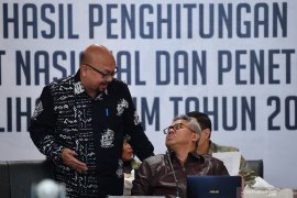 Berita politik kemarin, rekapitulasi suara nasional hingga laporan ke Bawaslu