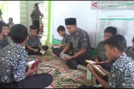 Motivasi siswa hafal Al Quran, SD di Pasaman Barat berikan "voucher"
