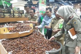Dinkes Gresik temukan kurma berjamur dijual