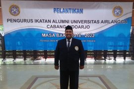 Cendekiawan Sidoarjo ajak masyarakat tahan diri sikapi "people power"