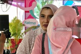 Artis Krisdayanti-Arzeti Bilbina berkesempatan jabat anggota DPR RI