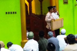 Danlanud Manuhua Biak salurkan bantuan untuk Masjid Almukminin