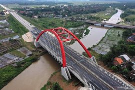 Seberapa siap Jalan Tol untuk mudik Lebaran? Page 1 Small