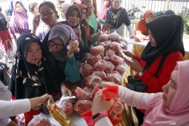 Singkawang siapkan 5.700 paket sembako murah untuk warga muslim