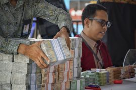 Penukaran uang baru untuk Idul Fitri