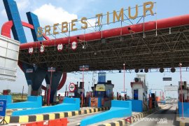 Arus mudik melalui Tol Brebes-Pekalongan masih lengang