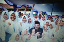 Pemkab apresiasi sekolah bangun masjid dari infak siswa