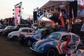 Pameran mobil dan motor klasik di Bali raih MURI