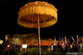 Perayaan Hari Tri Suci Waisak di Trowulan