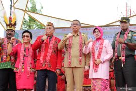 Cegah COVID-19, Majelis Adat Dayak imbau pesta panen padi ditiadakan