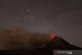 Status Gunung Sinabung turun dari Awas menjadi Siaga
