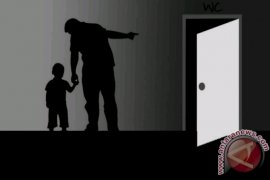 Pengacara terdakwa guru cabul: Banyak kejanggalan dalam kasus ini