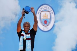 Ada patung Vincent Kompany di Etihad Stadium