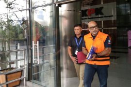 KPK perpanjang penahanan tersangka kasus suap Krakatau Steel