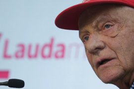 Mantan pembalap F1 Niki Lauda meninggal dunia