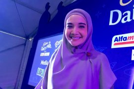 Sederhana tapi nyaman, tips pilih baju Lebaran ala Zaskia Sungkar