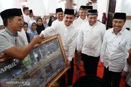Safari Ramadhan bersama Gubri di Siak, RAPP serahkan sejumlah bantuan