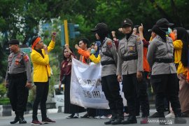 Students hope "Gray Friday" tragedy in Banjarmasin to be revealed