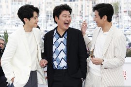 Aktor Lee Sun-kyun meninggal dunia di usia 48 tahun