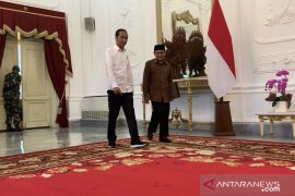 Jokowi undang Habibie ke Istana Merdeka