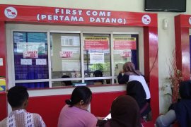 Animo membeli tiket Pelni di Makassar tinggi