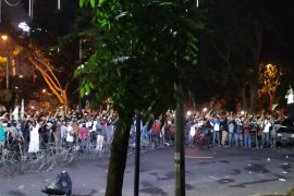 Aksi massa di DPRD Sumatera Utara ricuh