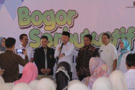 Disdik Kota Bogor dan KPAI luncurkan "Serbukatif"