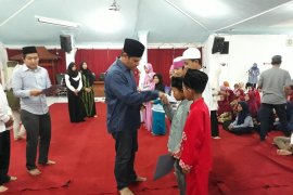 Pemkot Kediri salurkan santunan untuk 150 anak yatim