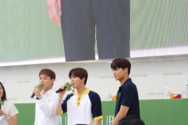 Kejutan dari penggemar untuk Suho EXO