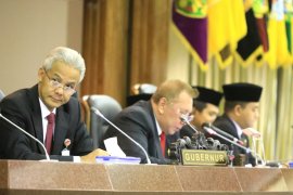 Gubernur Jateng usulkan perubahan aturan PPDB