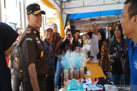 Bazar Ramadhan Kejati Kalsel diserbu warga